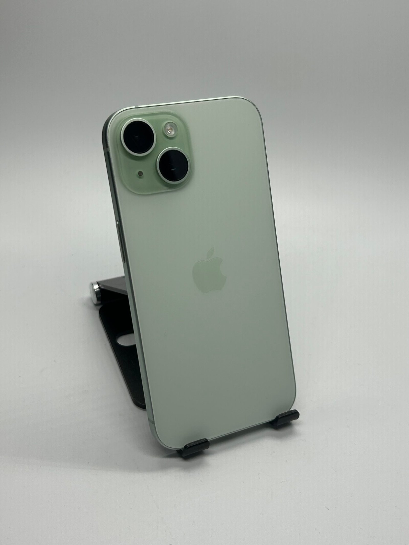 Apple iPhone 15, 128GB, 5G, Silver