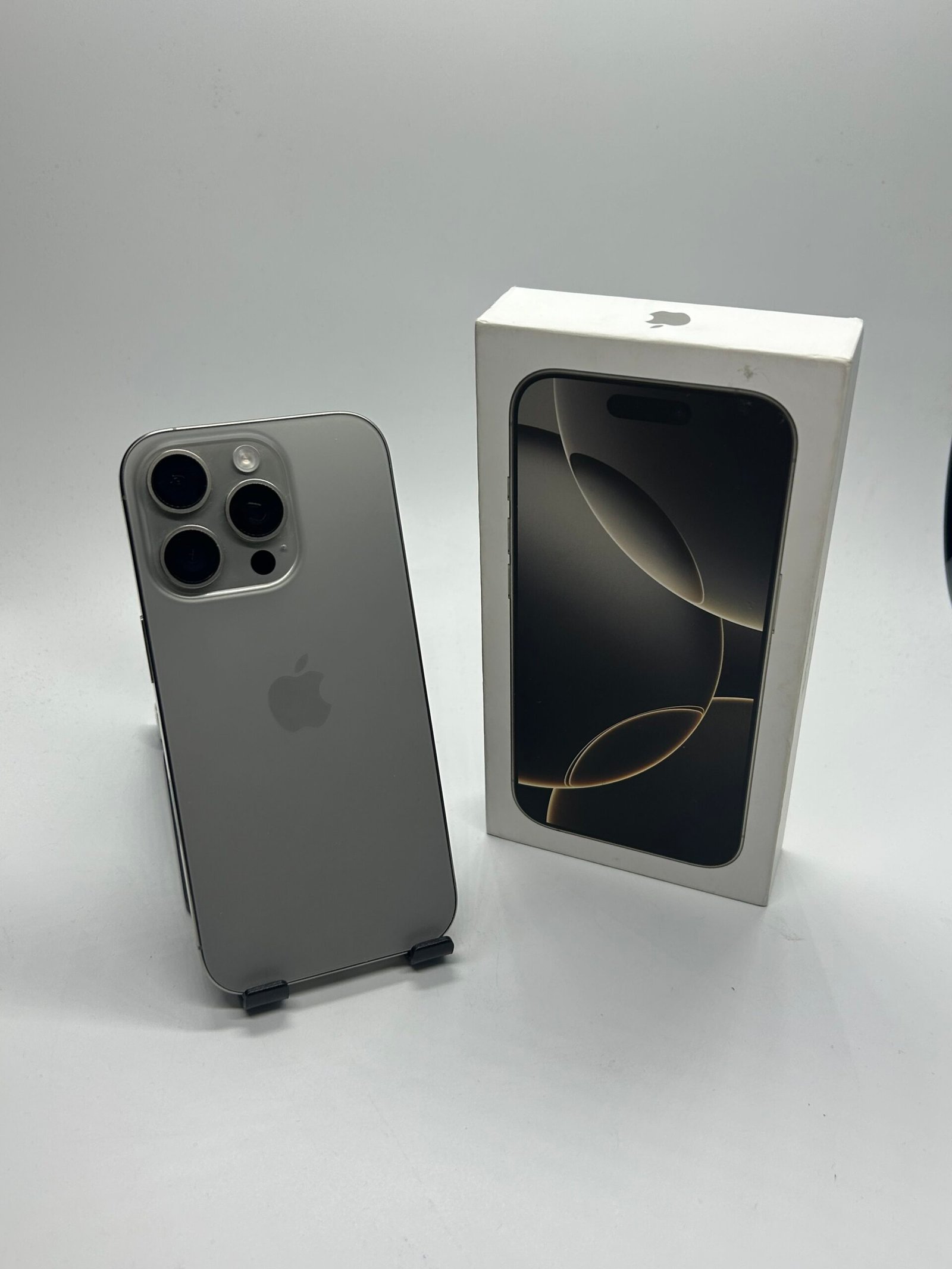 Apple iPhone 16 Pro, 128GB, 5G, Natural Titanium - Imagine 2