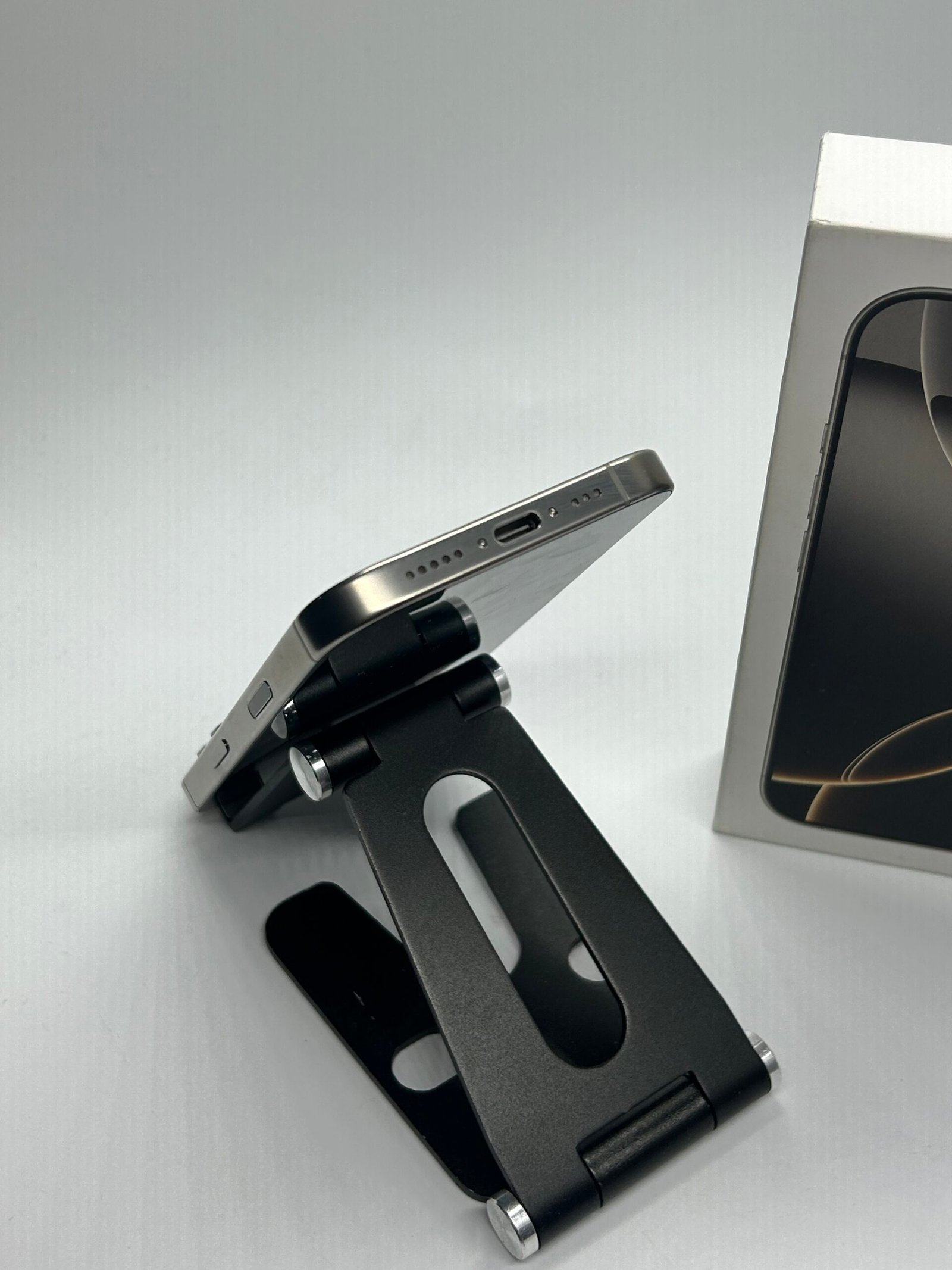 Apple iPhone 16 Pro, 128GB, 5G, Natural Titanium - Imagine 6