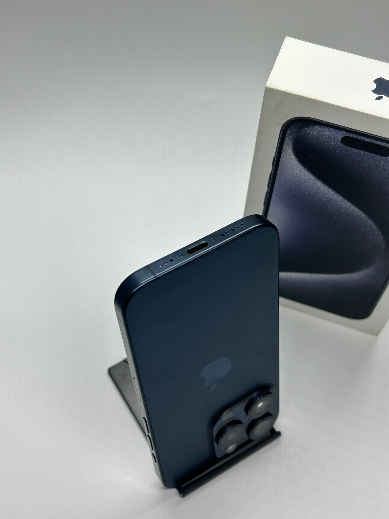 Apple iPhone 15 PRO, 256GB, 5G, Blue Black - Imagine 3