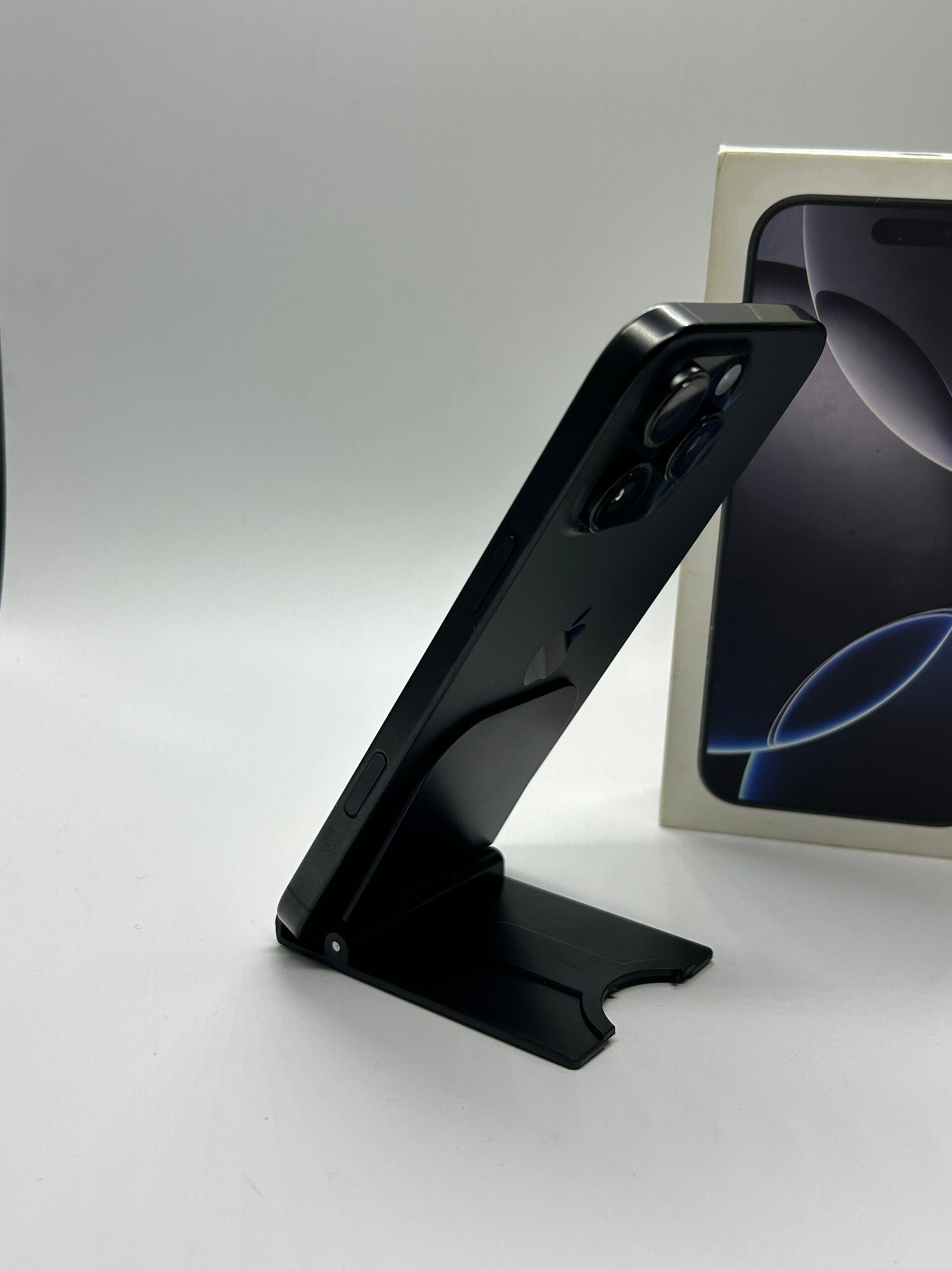 Apple iPhone 16 Pro MAX, 256GB, 5G, Black Titanium - Imagine 6