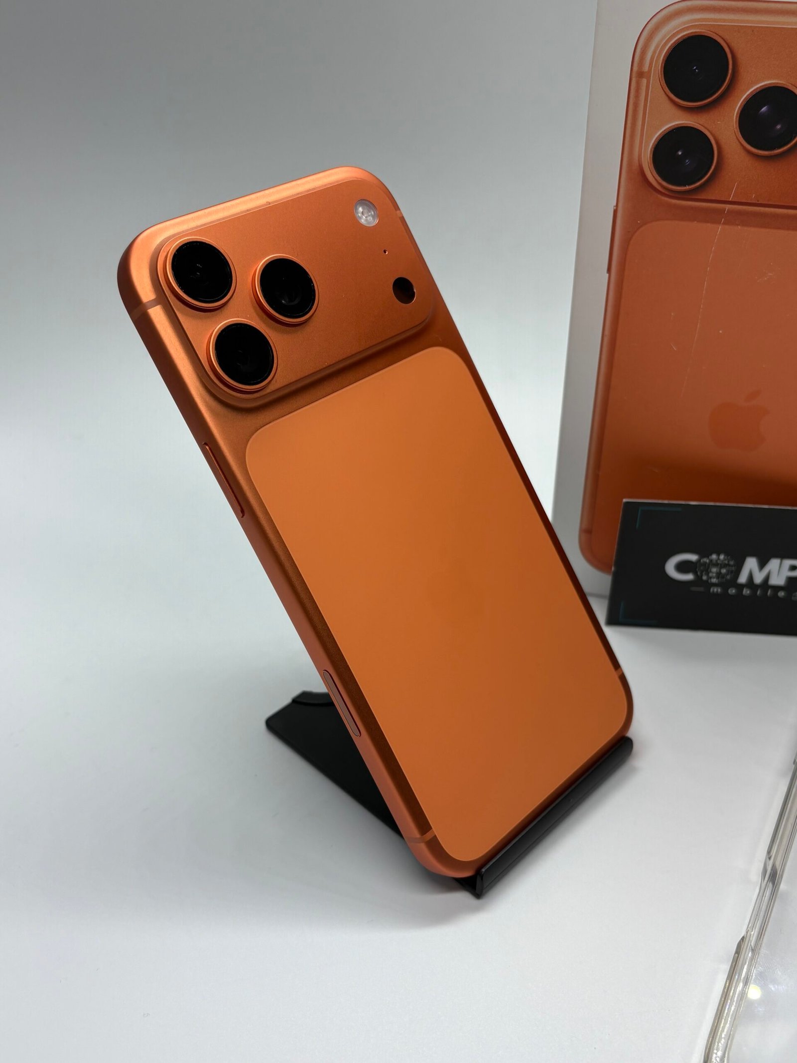 Apple iPhone 17 PRO MAX, 256GB, 5G, Cosmic Orange - Imagine 3