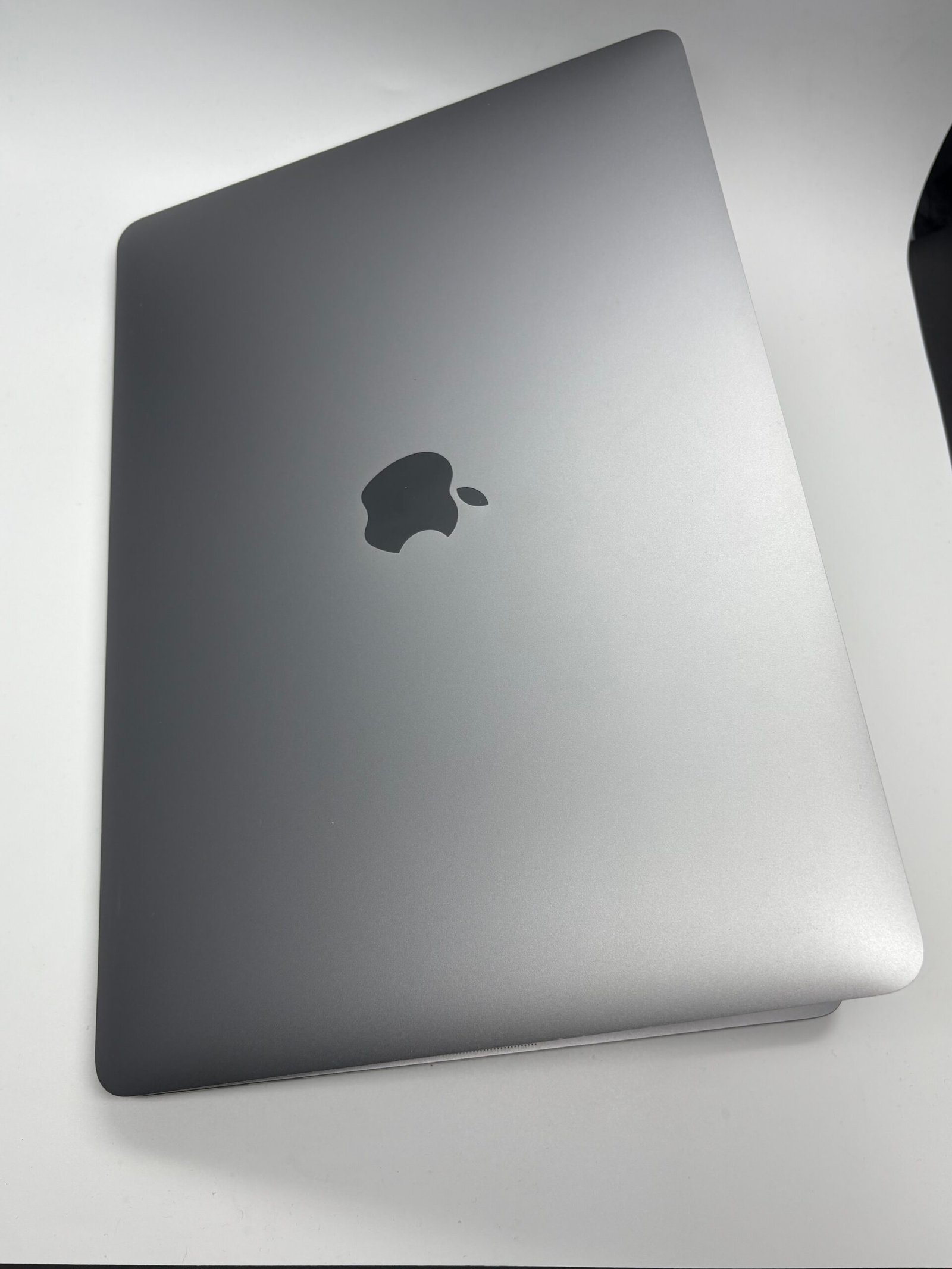 MacBook Pro 13" 2020 cu procesor M1 (Model A2338) - Imagine 6