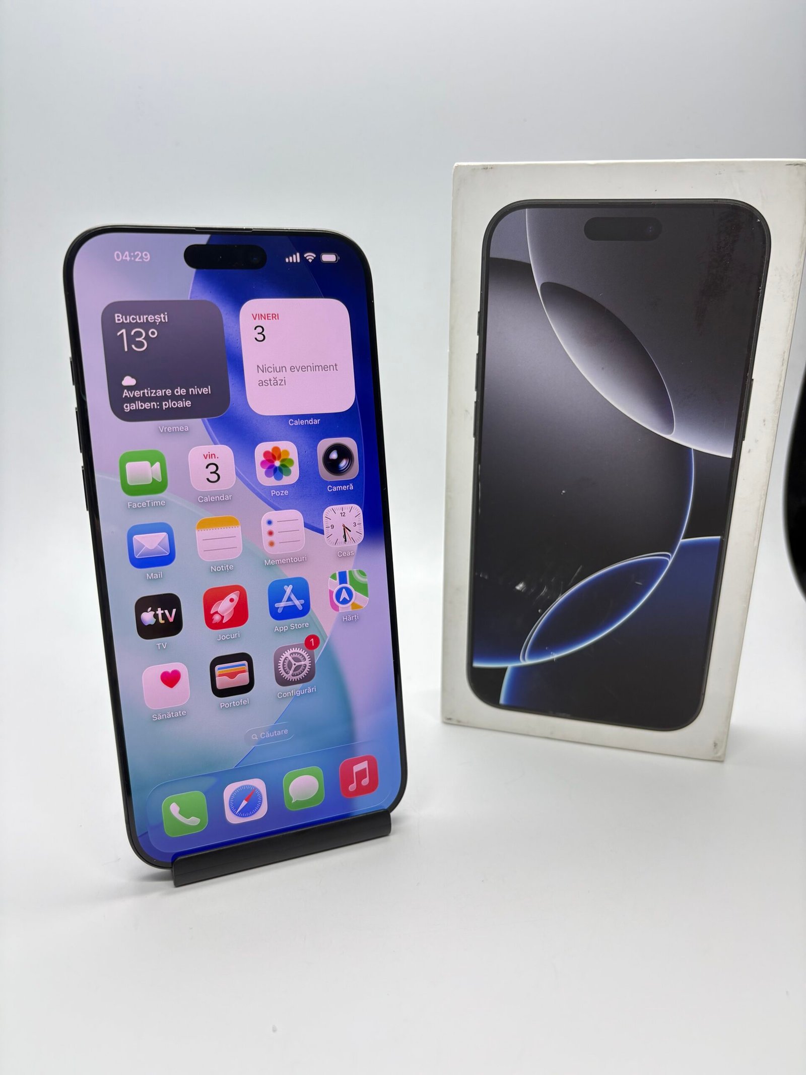 Apple iPhone 16 Pro MAX, 256GB, 5G, Black Titanium - Imagine 3