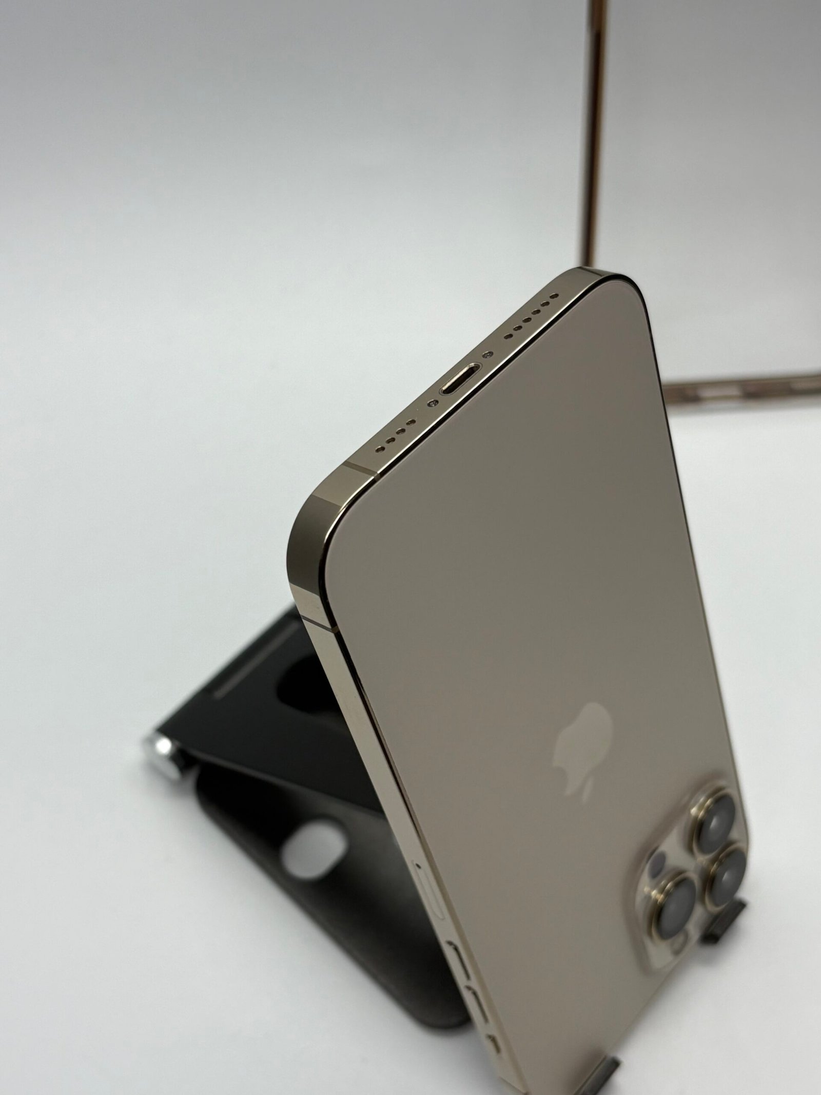 Apple iPhone 13 PRO MAX, 128Gb, Gold - Imagine 7