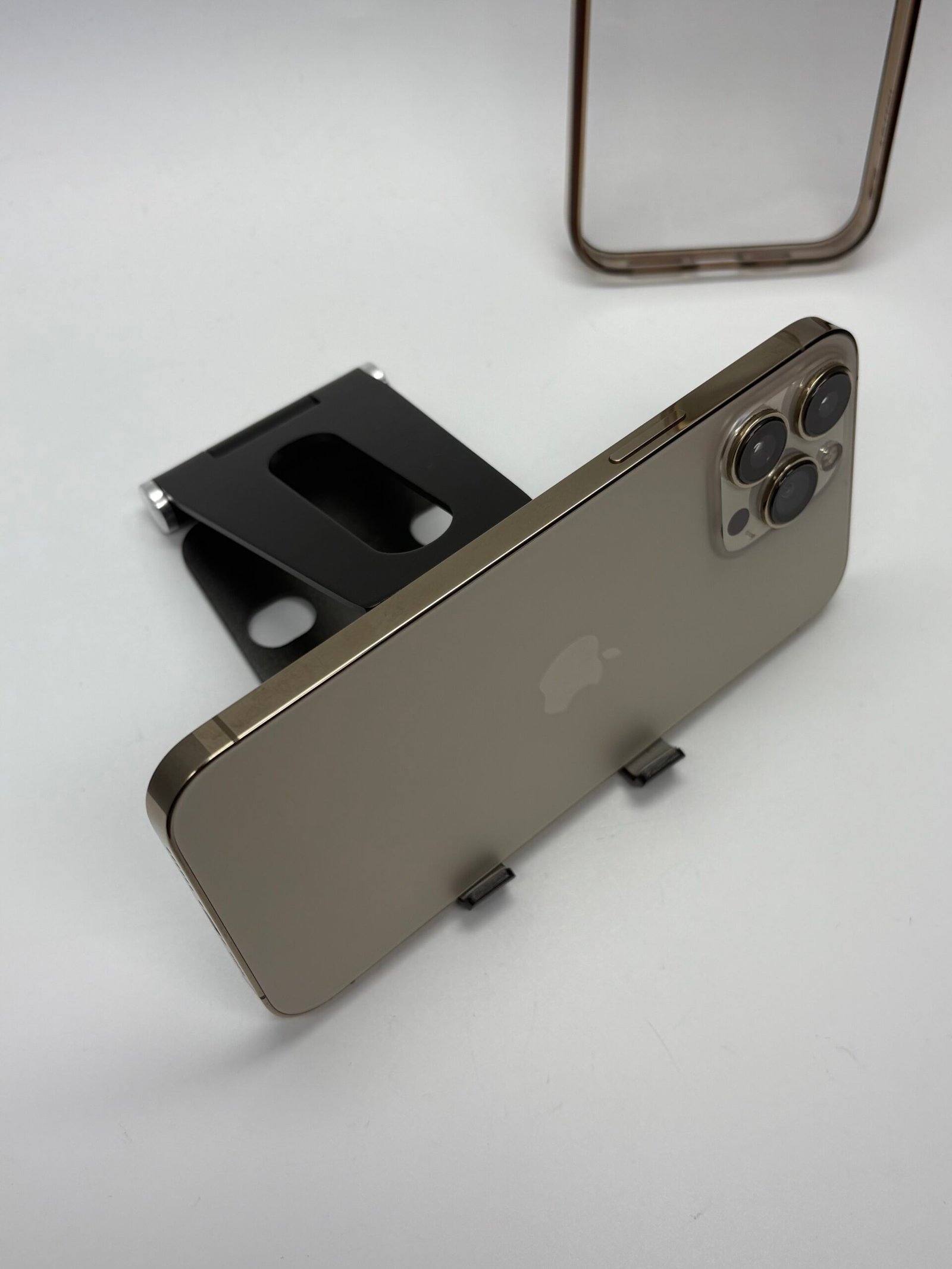 Apple iPhone 13 PRO MAX, 128Gb, Gold - Imagine 4