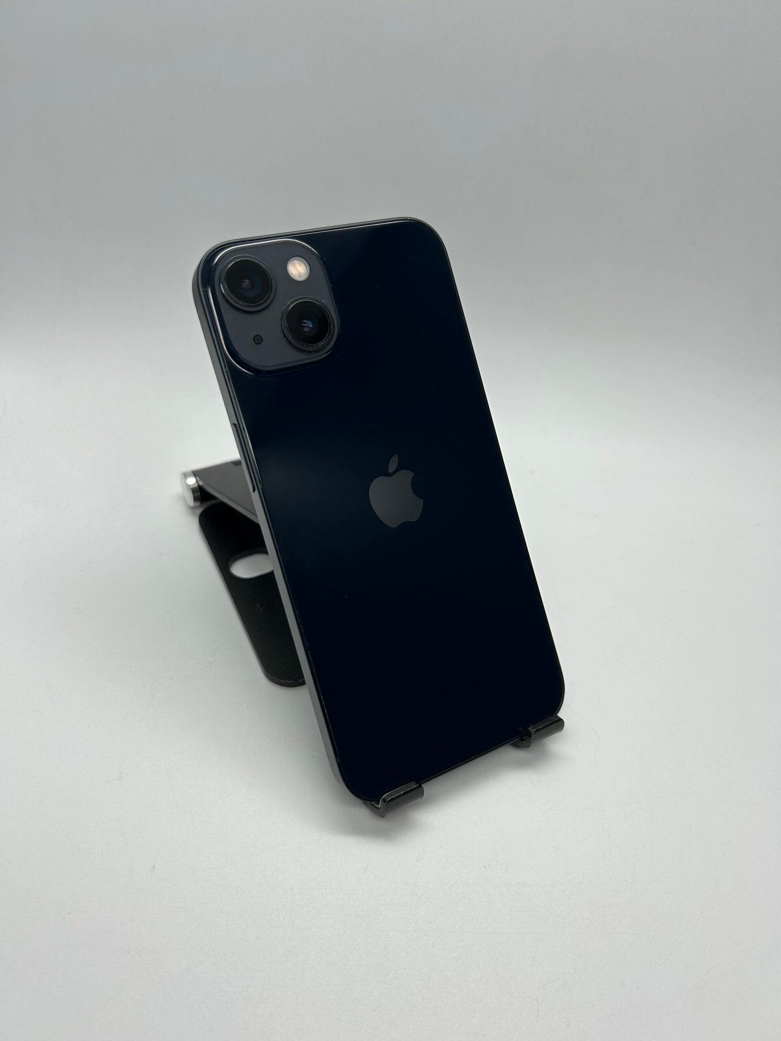 Apple iPhone 13, 128GB, 5G, Midnight, Baterie 92% - Imagine 9