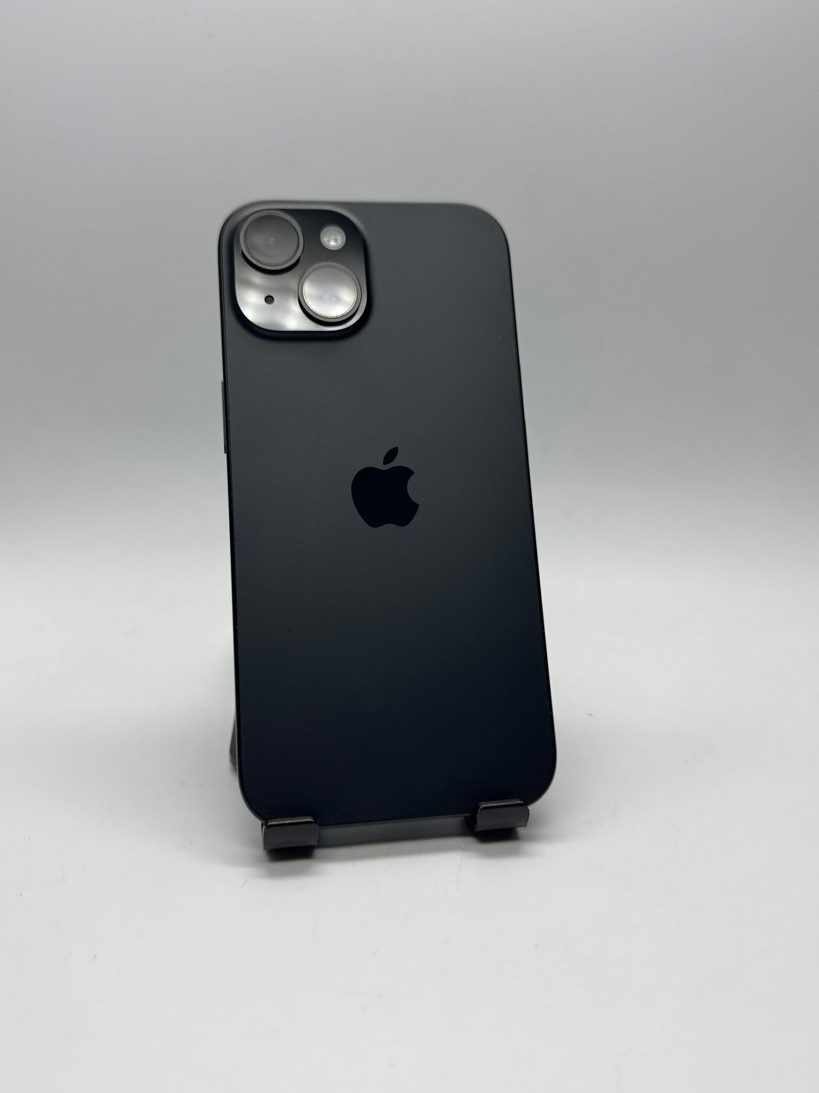 Apple iPhone 15, 128GB, 5G, Black - Imagine 3